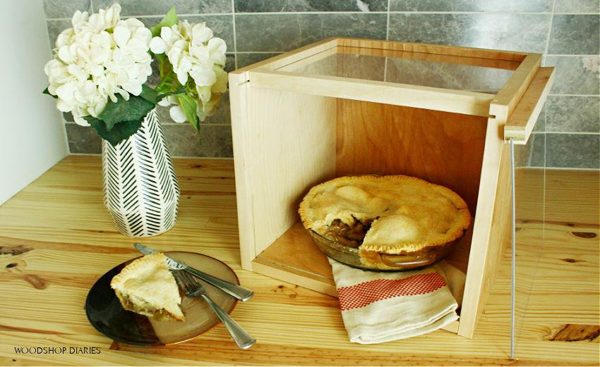 diy-wooden-cake-pie-carrier-with-front-removed-small