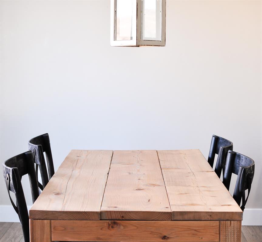modern-farmhouse-dining-room-table-13
