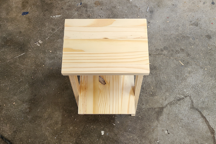 kids-stepping-stool-making-manzanita-900x6001