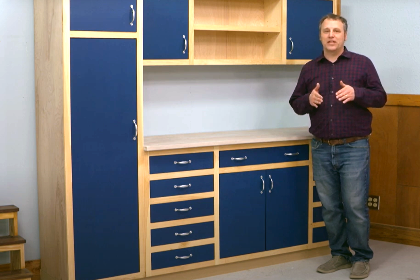 Cabinet-Making Video Series – Building a DIY Storage Unit with Drawers, Doors & Shelves