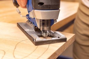 jigsaw curve cutting