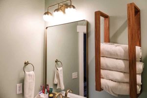 Modern towel rack for rolled towels