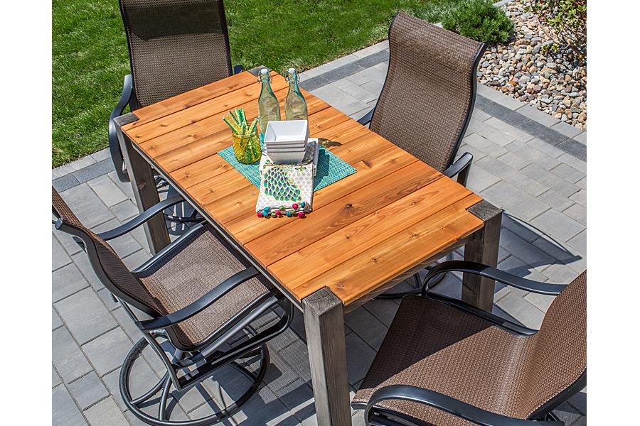 cedar-patio-table-02
