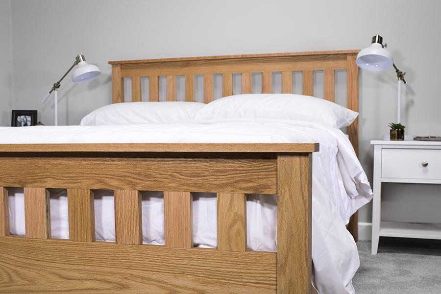 classic-craftsman-style-queen-bed-04