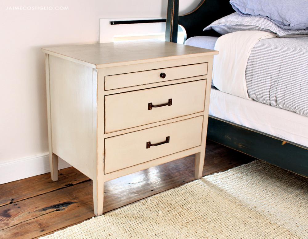 3-drawer-nightstand-3