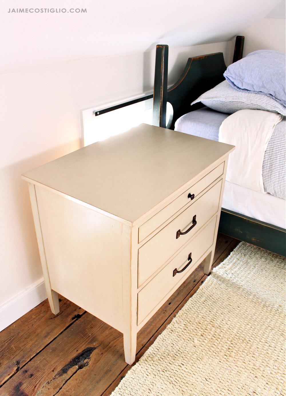 3-drawer-nightstand-5