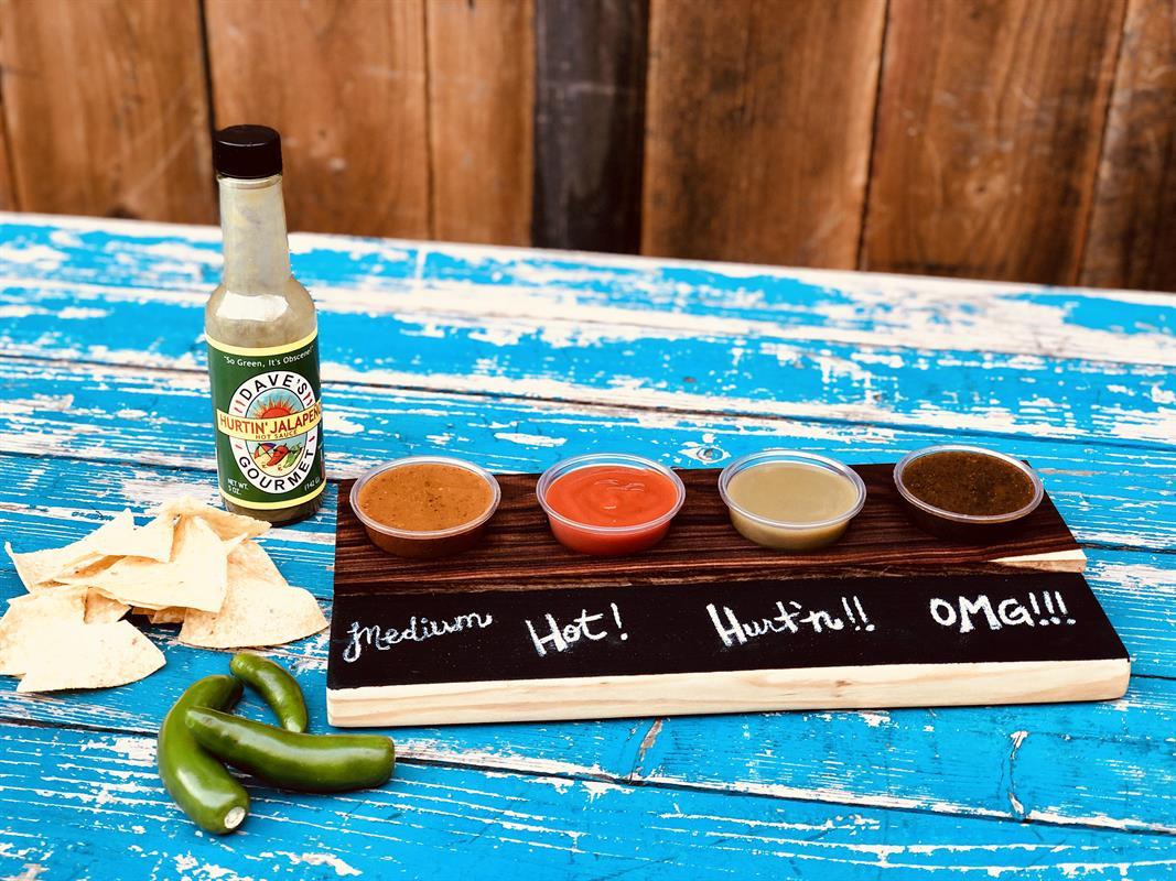 23-hot-sauce-with-bottle