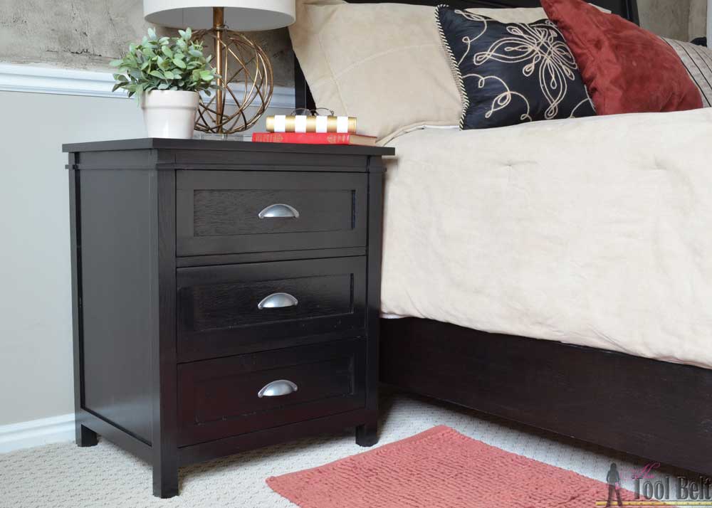 3-Drawer-Nightstand-black
