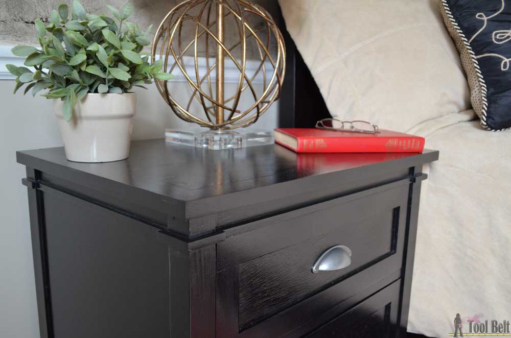 3-drawer-nightstand-upclose-trim