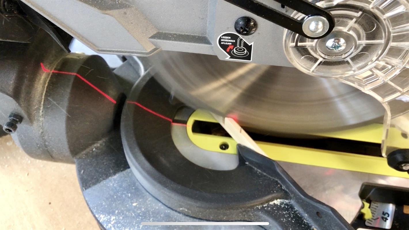 6a-make-45-degree-miter-cut-for-front-piece