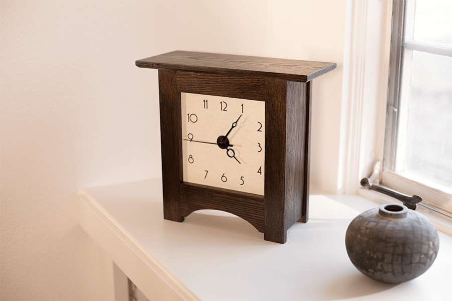 bs_0002_mantle-clock-two