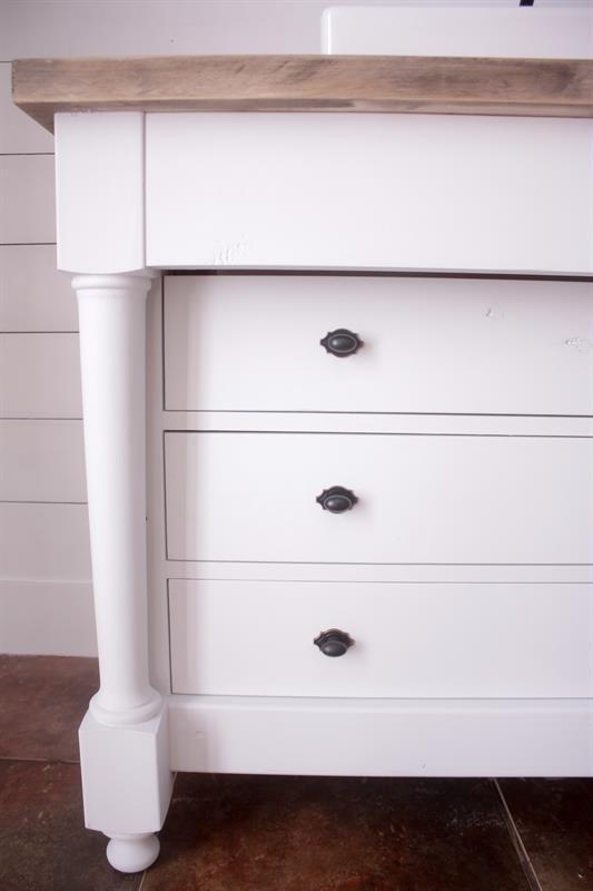 bathroom-vanity-bs4-1-of-1
