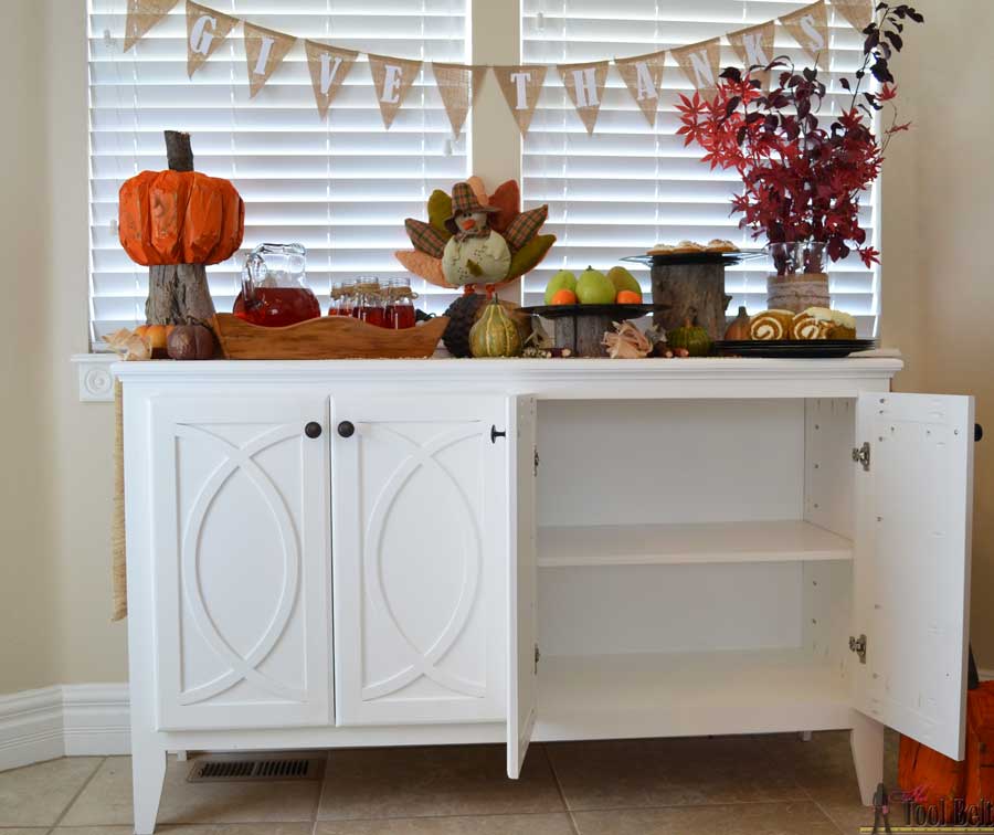 buffet-cabinet-open-circle-hertoolbelt