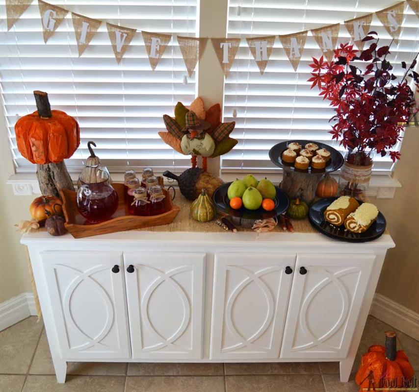 buffet-cabinet-top-circle-hertoolbelt