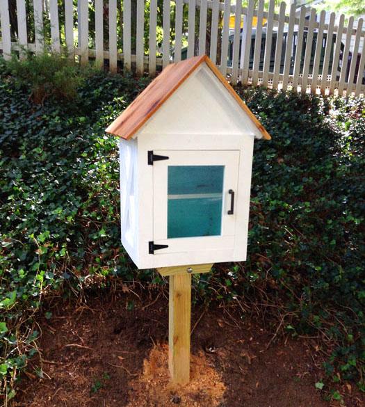 candlewood-little-library-final