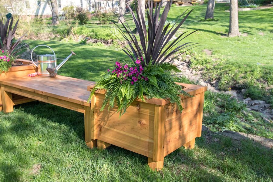 cedar-planter-box-pic-3
