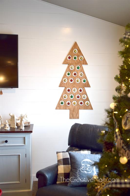 christmas-tree-wooden