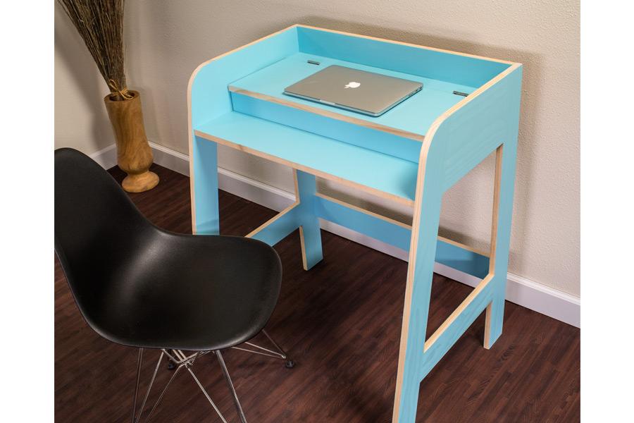 compact-desk-pic-2-2