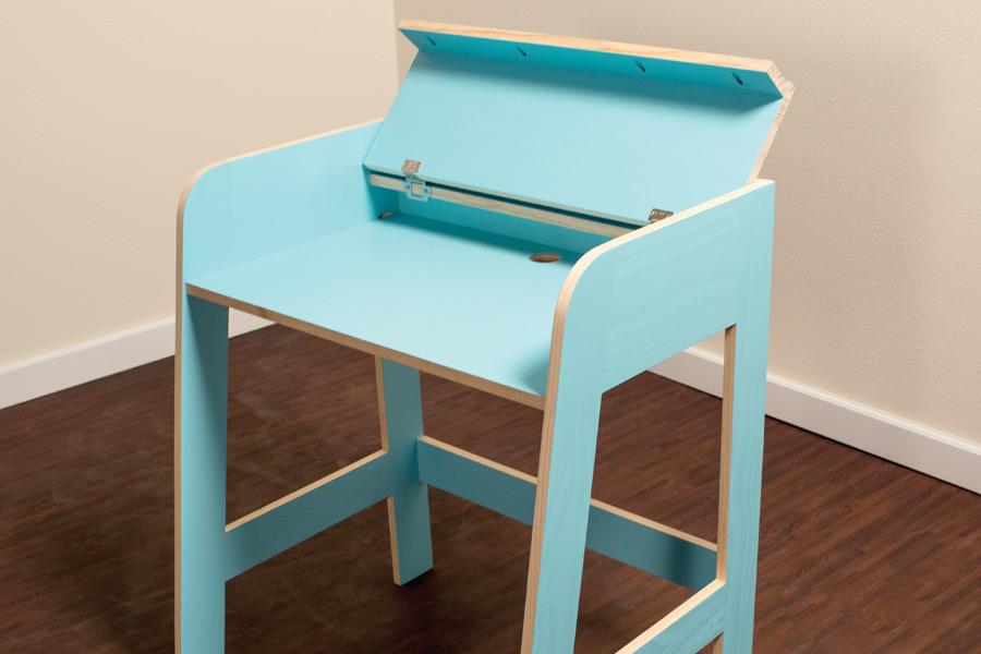 compact-desk-pic-4