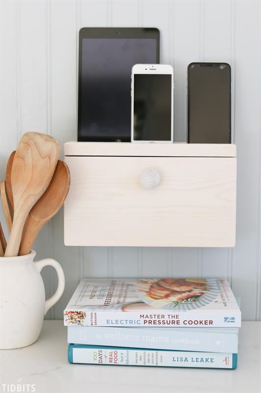 diy-charging-station-36