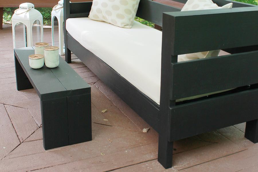 diy-outdoor-bench-and-coffee-table
