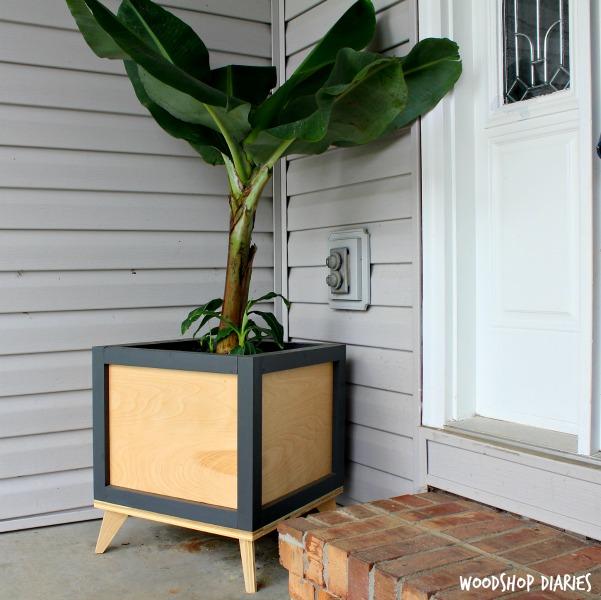 diy-planter-box-with-retro-legs