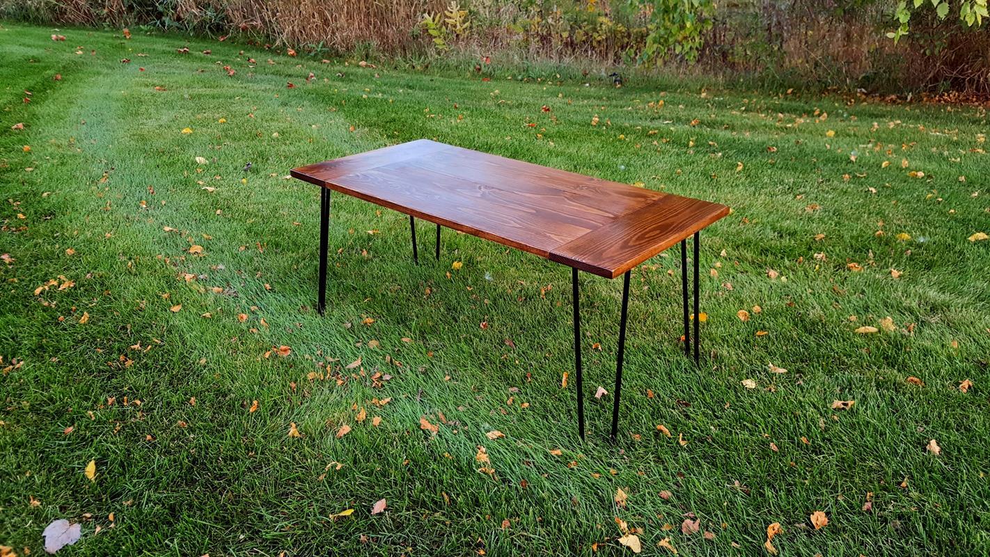 DIY Rustic Industrial Coffee Table_2