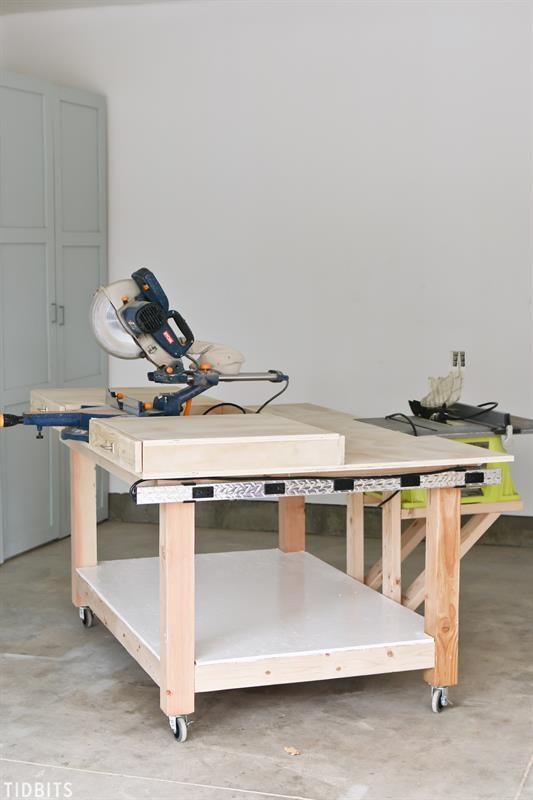 diy-shop-worktable-21