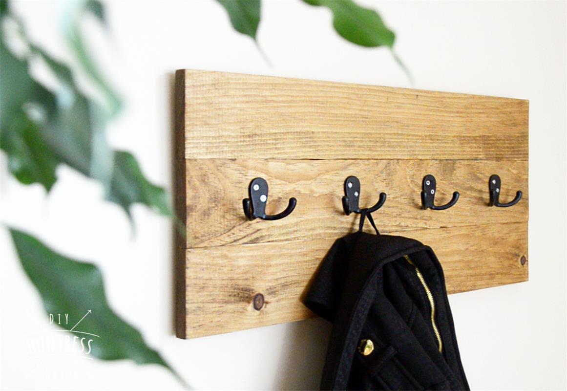 DIYHuntress_Coat_Rack-2