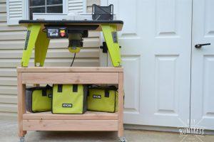 Rolling Benchtop Tool Stand