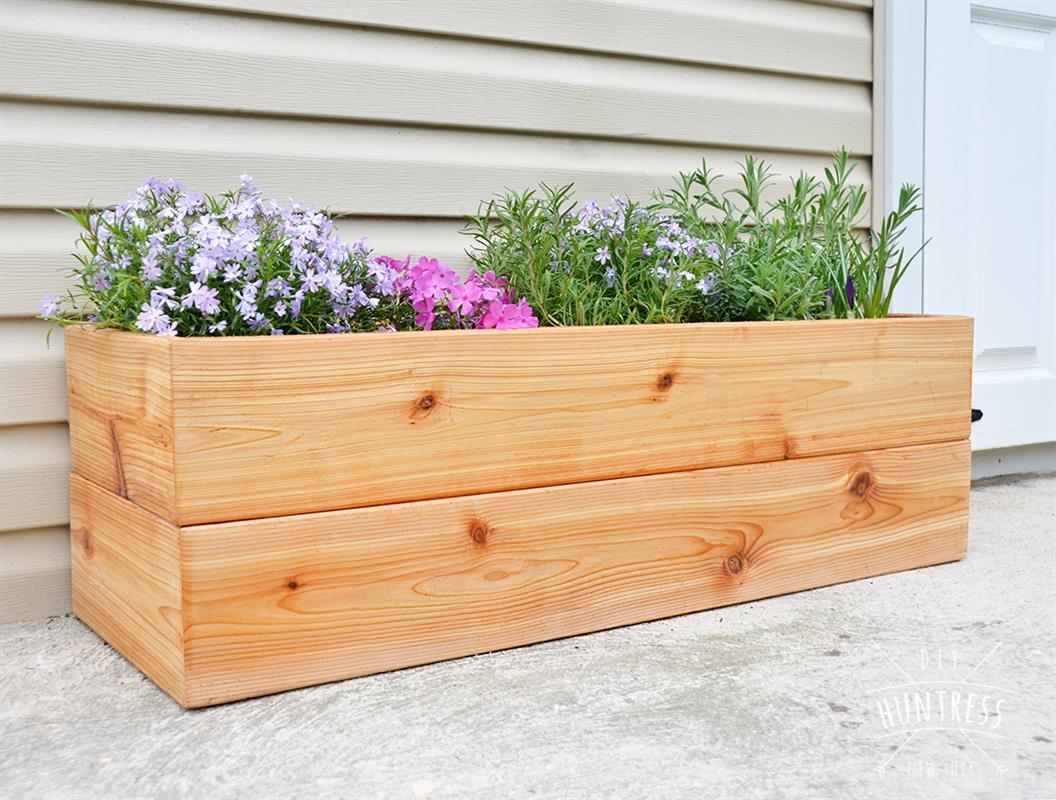 diy_modern_cedar_planter-2