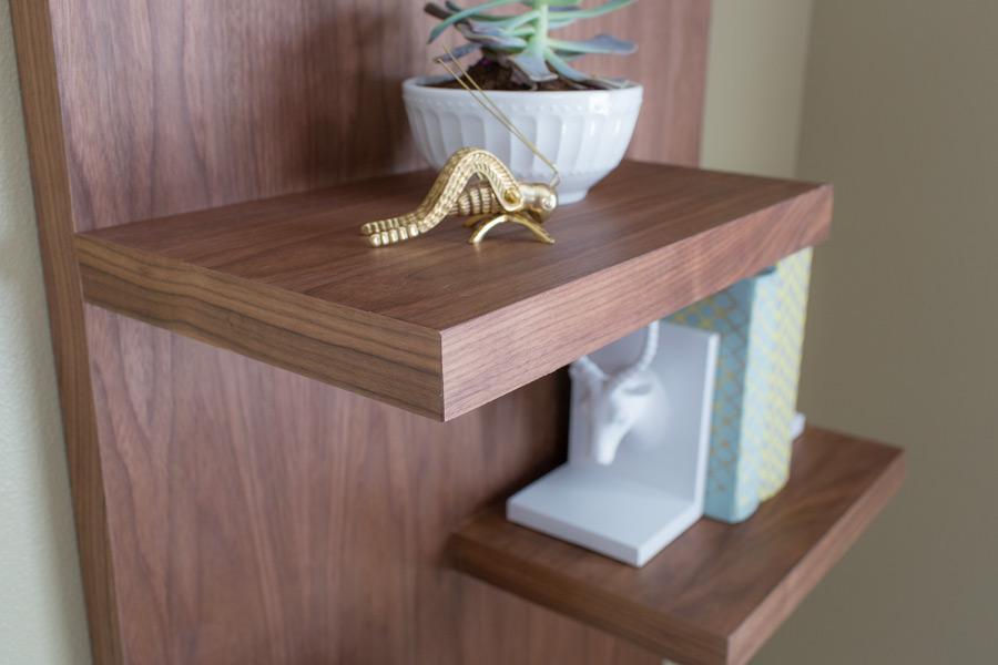 display-shelf-pic-2