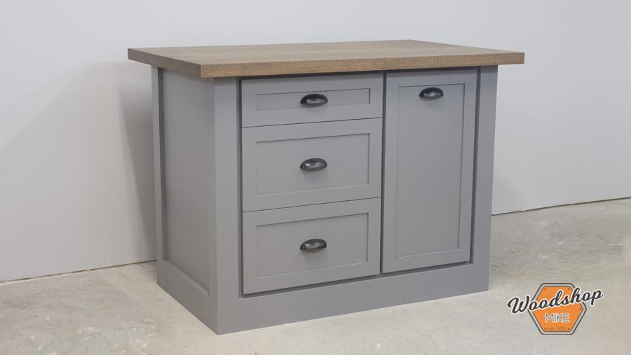 Farmhouse Kitchen Island With Butcher Block Countertop