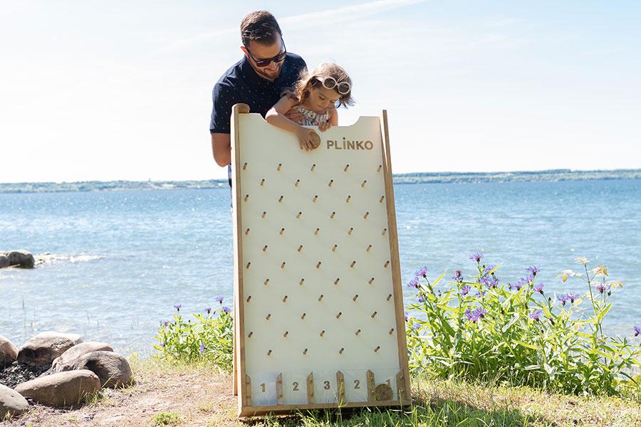 how-to-make-a-plinko-board-4915