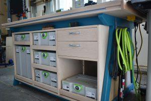 Outfeed/Assembly table