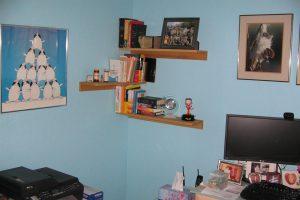 Corner Shelves