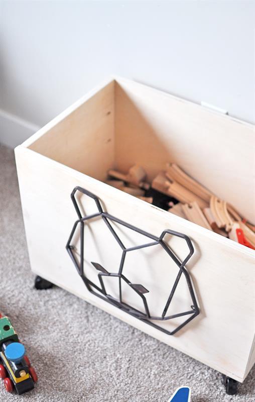 inside-toy-box