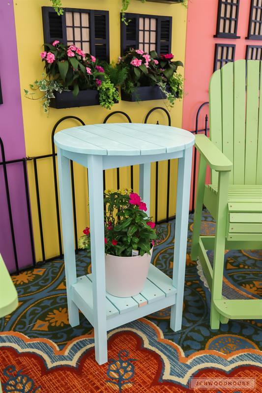 kreg-booth-side-table-1