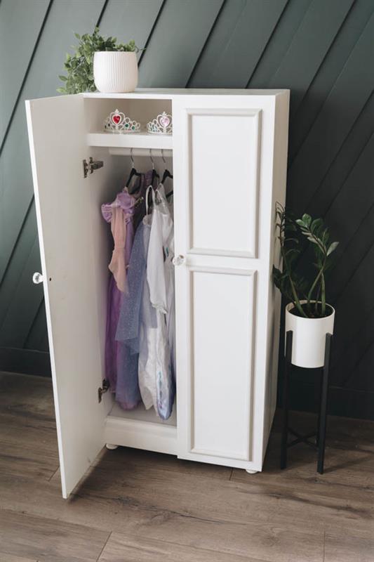 kreg-dressup-wardrobe-27