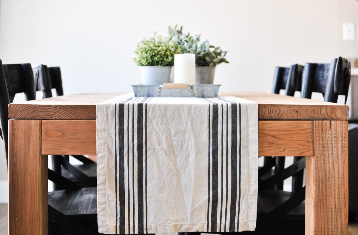 modern-farmhouse-dining-room-table-4