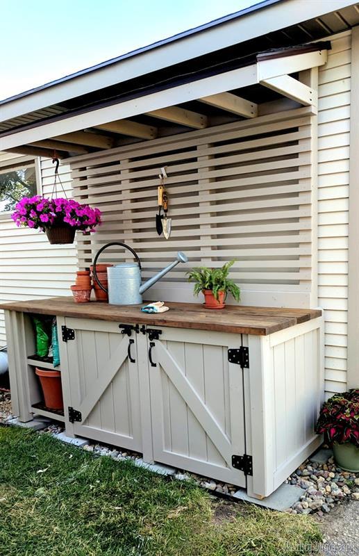 potting-bench-painted-with-wagner-flexio-and-sherwin-williams-perfect-greige-reality-daydream
