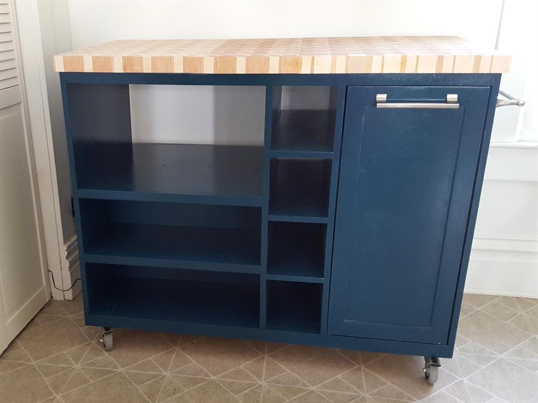 Rolling Kitchen Island... with spots for microwave and trash can! {Reality Daydream}