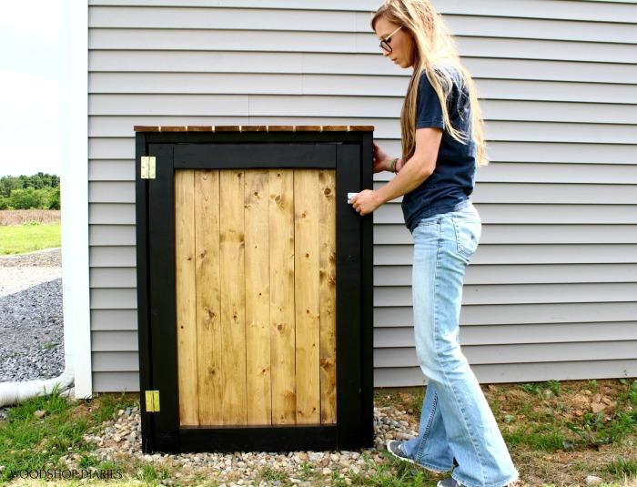 shara-closing-door-to-trash-can-cover-small