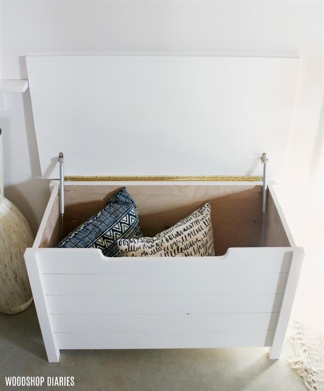 simple-diy-toy-box-open