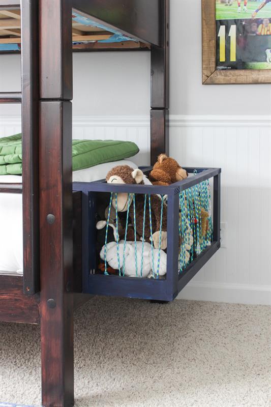 stuffedanimalcorral8