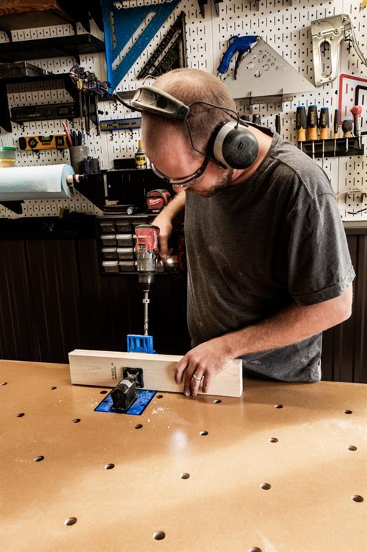 uding-kreg-jig-on-workbench