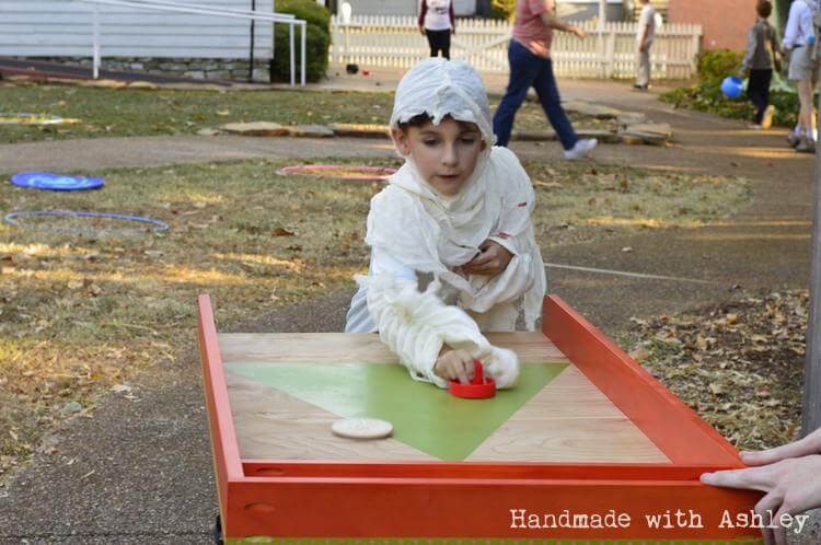 diy_puck_shot_carnival_festival_game_hockey_woodworking-1