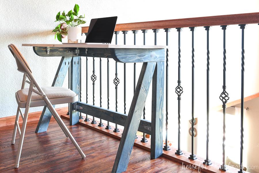 easy-folding-desk-1