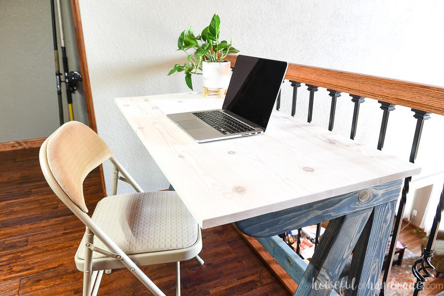 easy-folding-desk-3