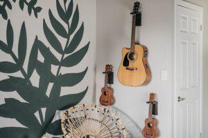 Wall Mount Guitar Holder